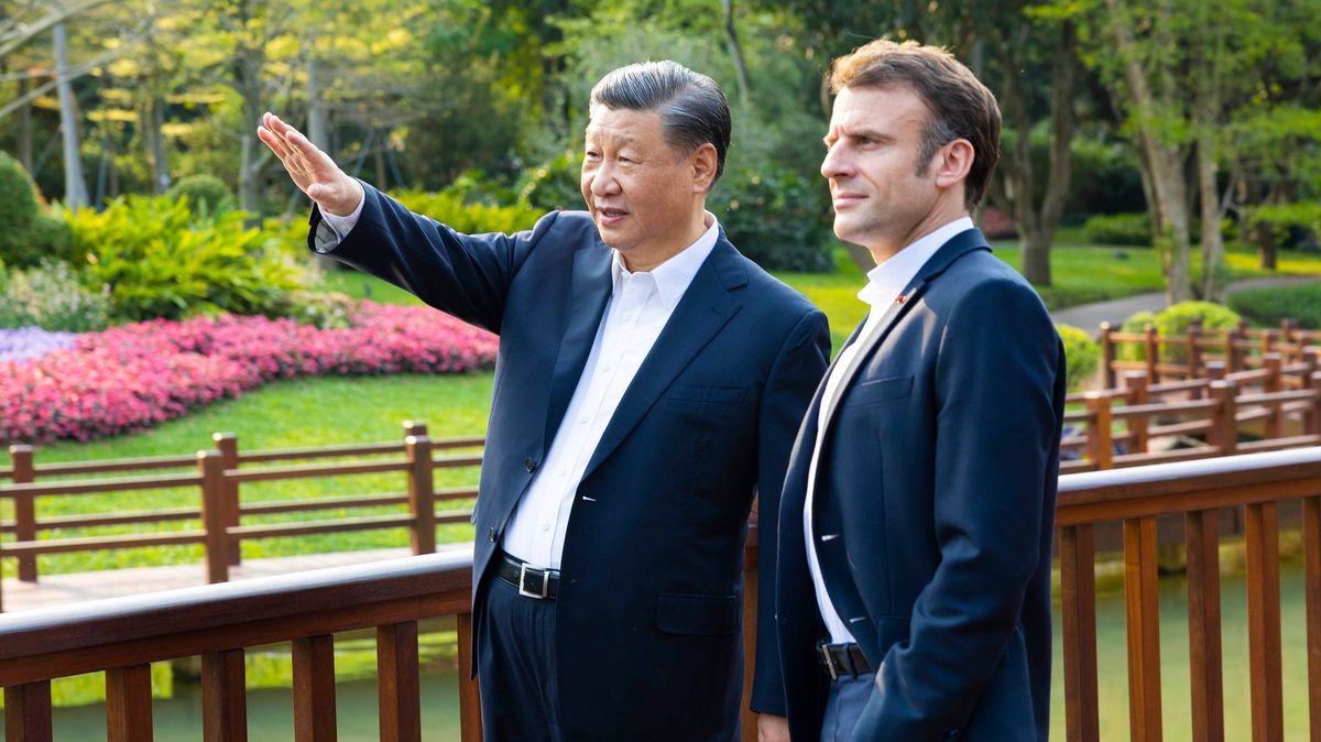 Macron: Evropa nemůže vyřešit ani Ukrajinu, jak máme mluvit o Tchaj-wanu?